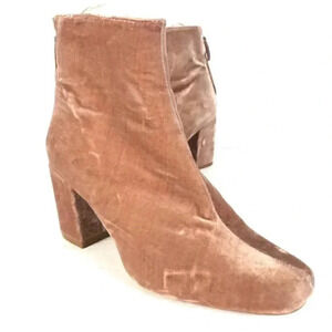 Zara  velvet boots